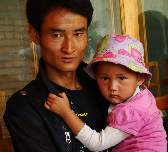 penwsie dad and child